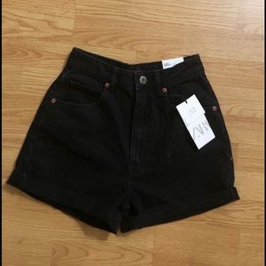 Zara Black High Rise Mom Shorts, Size 2 (34)